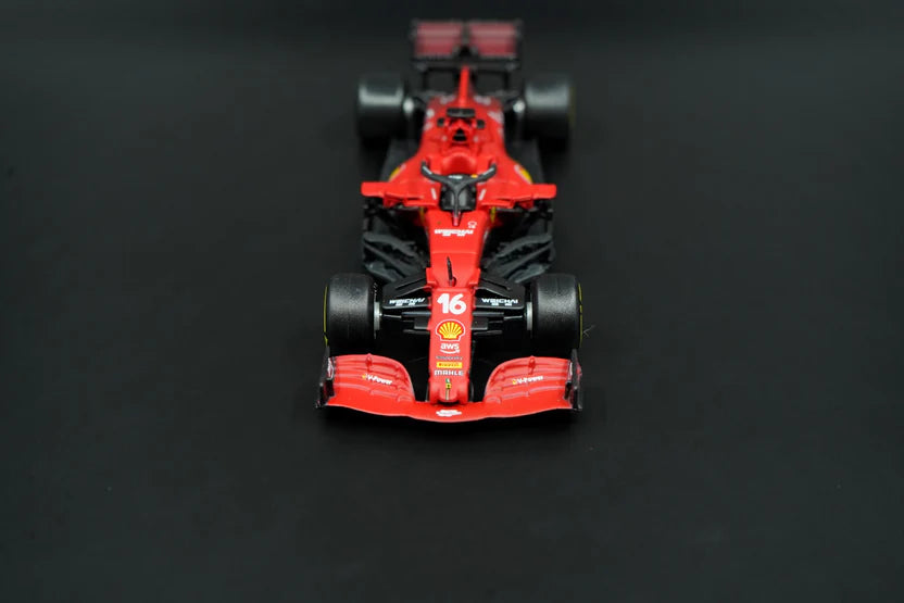 Ferrari F1 SF21 (2021) - Monoplaza a Escala 1:18 (Charles Leclerc / Carlos Sainz)